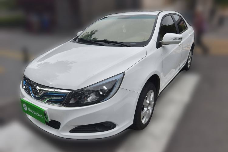 Used BYD e5 2016 300 Luxury Edition