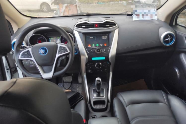 Used BYD Yuan New Energy 2019 EV360 Smart Connect Elite Model Center Console