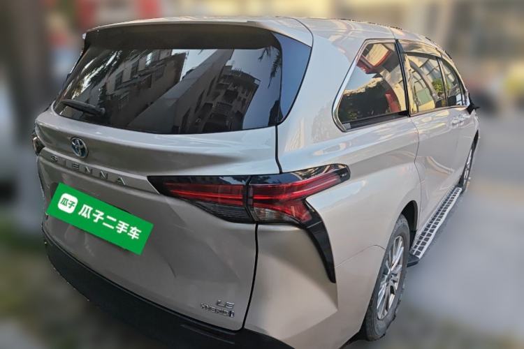 Used Toyota SIENNA 2021 2.5L Hybrid Comfort Edition