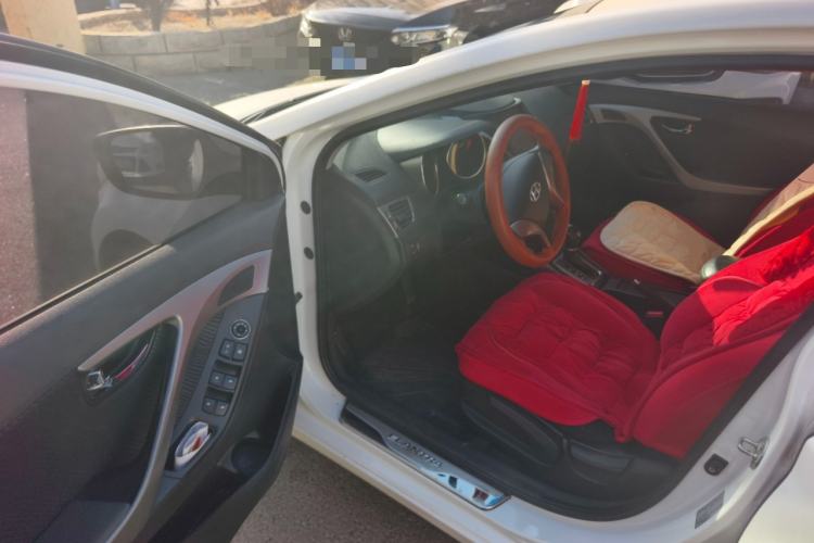 Used Hyundai Elantra (5th Generation / Langdong) 2013 1.6L Automatic Leading Model
