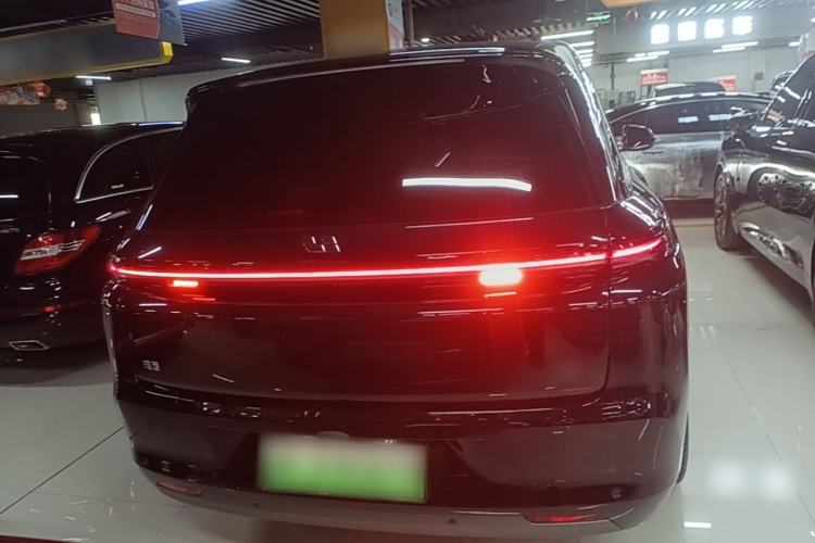 Used Li Auto L8 2025 Max Smart Refresh Edition
