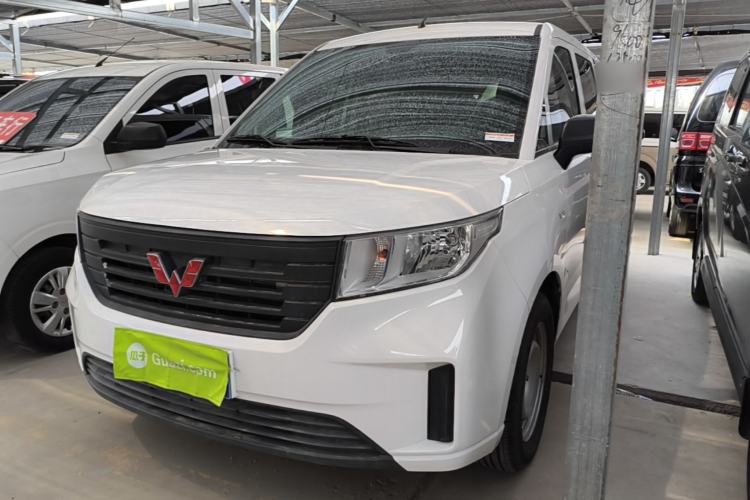 Used Wuling Hongguang PLUS 2020 1.5L Manual Standard Edition 5 Seats