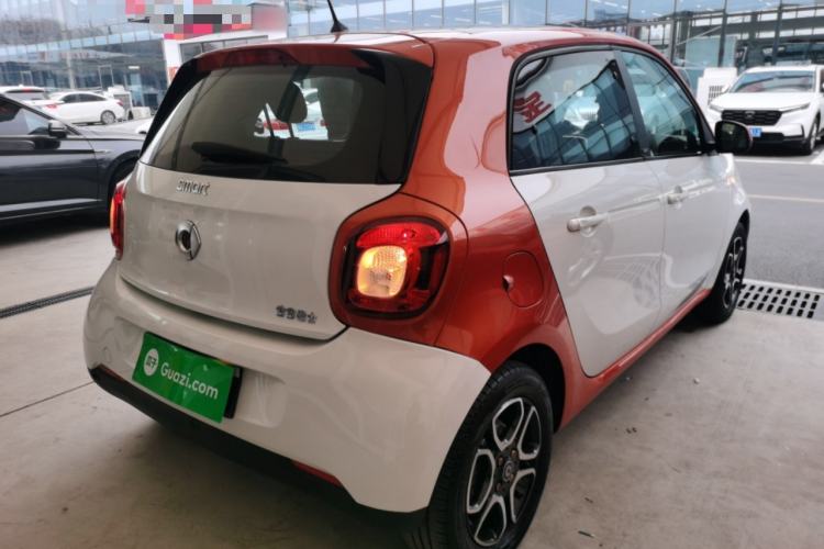 Used smart forfour 2016 0.9T 66 kW Pioneer Edition