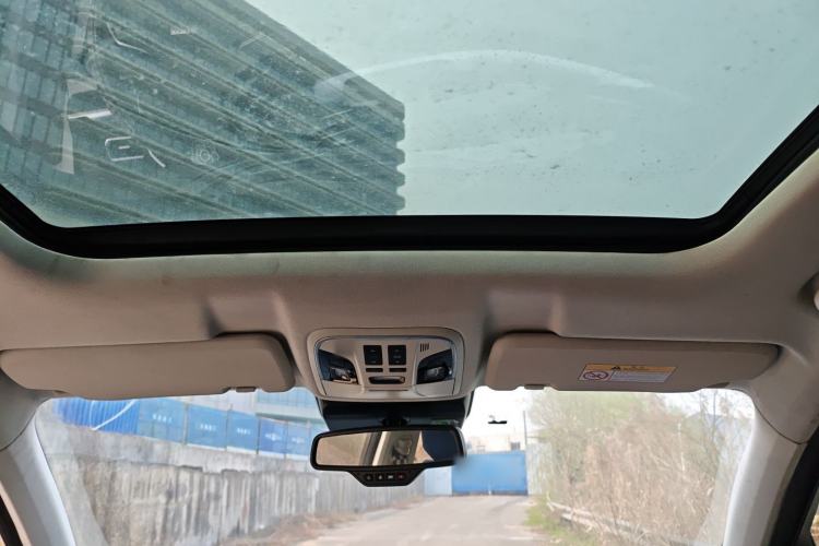 Used Haval H6 2017 Blue Label 1.5T Automatic Two-Wheel Drive ZhiShang Model Headliner