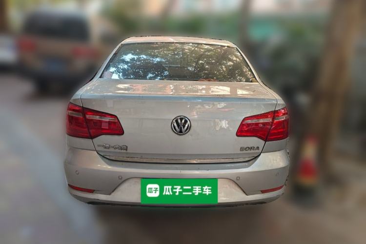 Used Volkswagen Bora 2013 1.6L Automatic Fashion Model
