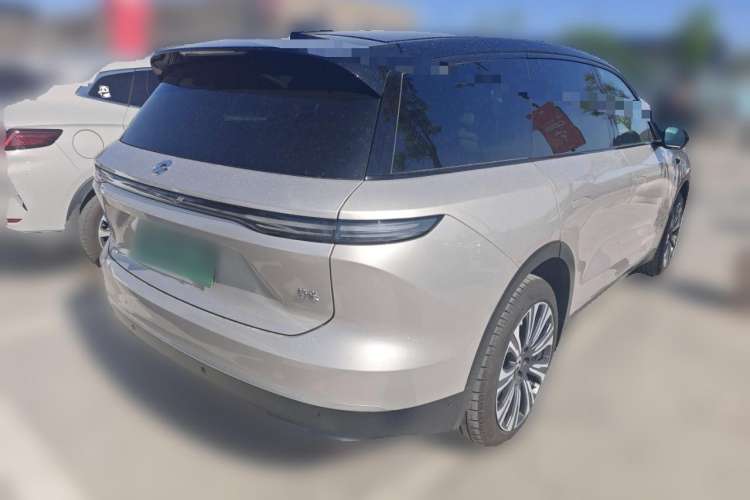 Used Nio ES8 2024 75 kWh Executive Edition
