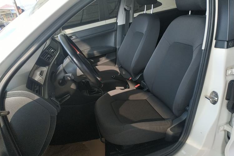 Used Volkswagen Santana 2015 1.6L Automatic Fashion Edition
