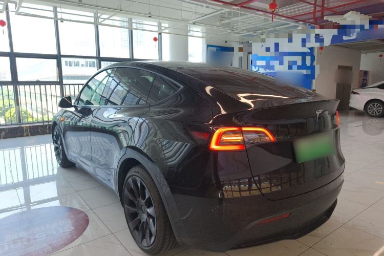 Used Tesla Model Y 2021 Standard Range Rear-Wheel Drive Version Rear Left 45 Deg