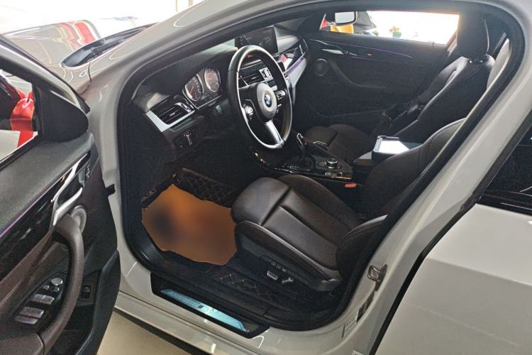 Used BMW X2 2023 sDrive25i M Sport Night Edition Driver Seat