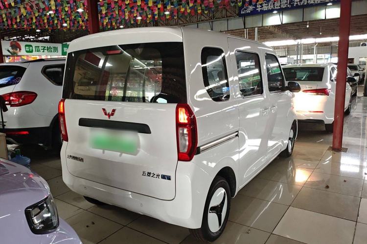 Used Wuling Zhiguang New Energy 2025 Standard Model
