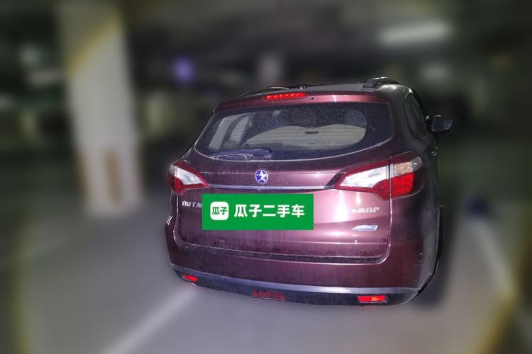 Used Venucia T70 2015 2.0L CVT Smart Edition