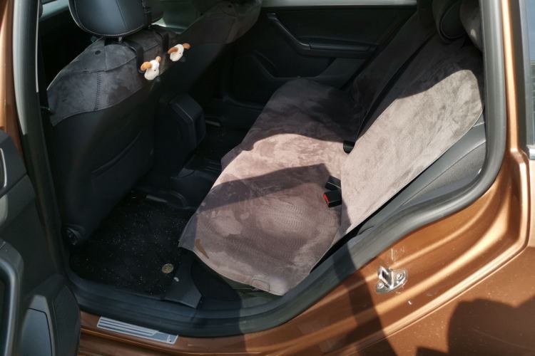 Used Volkswagen Gran Lavida 2015 1.6L Automatic Comfort Edition Left Rear Seat