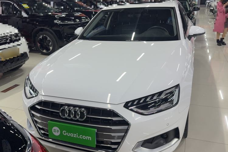 Used Audi A4L 2020 40 TFSI Fashionable and Elegant Model
