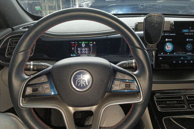 Used BYD Qin PLUS 2021 EV 400KM Luxury Model Steering Wheel