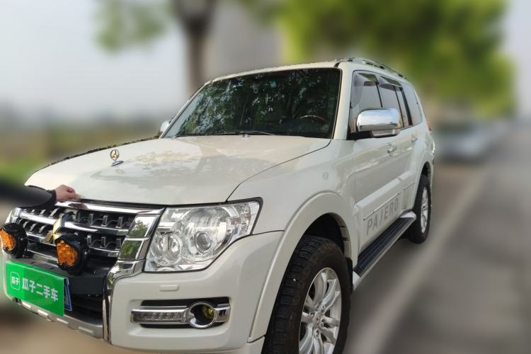 Used Mitsubishi Pajero 