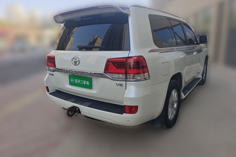 Used Toyota Land Cruiser 