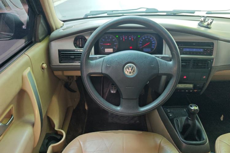 Used Volkswagen Santana Vista 2008 1.8L Manual Comfort Edition
