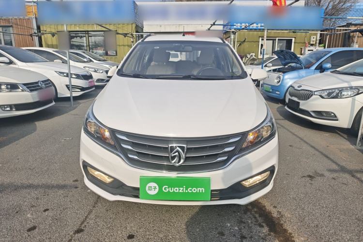 Used Baojun 310W 2017 1.5L Manual Comfort Version China V