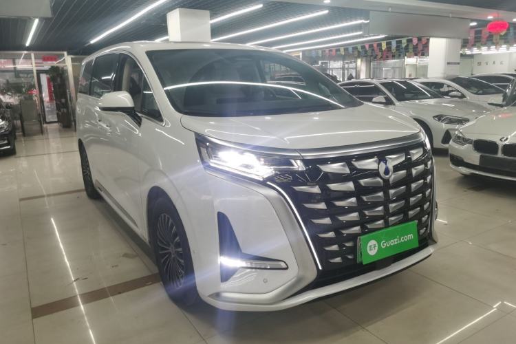 Used Denza D9 2022 DM-i 970 Four-Wheel Drive Flagship Model
