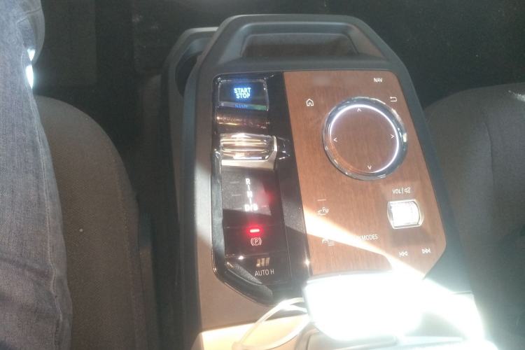 Used BMW iX 2022 xDrive40