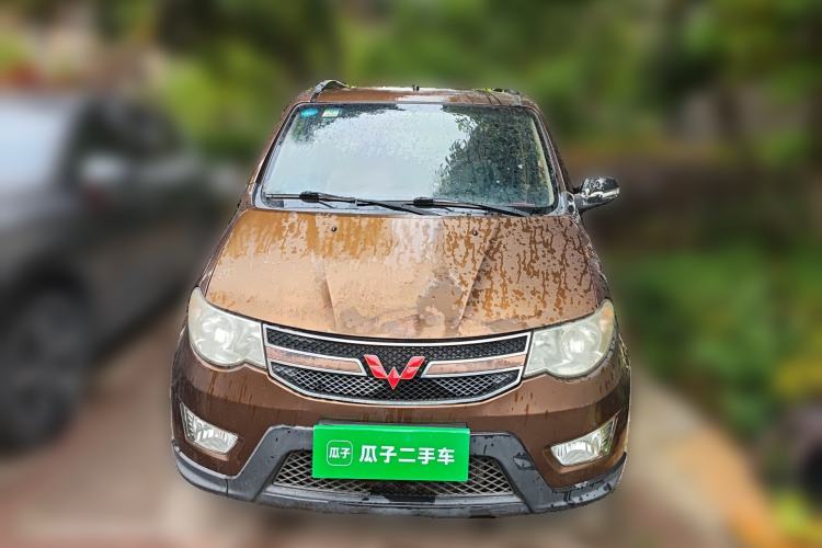 Used Wuling Hongguang 2014 1.5L S Luxury Model Front