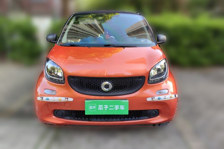 Used smart fortwo 2015 1.0L 52 kW hardtop Dynamic version

