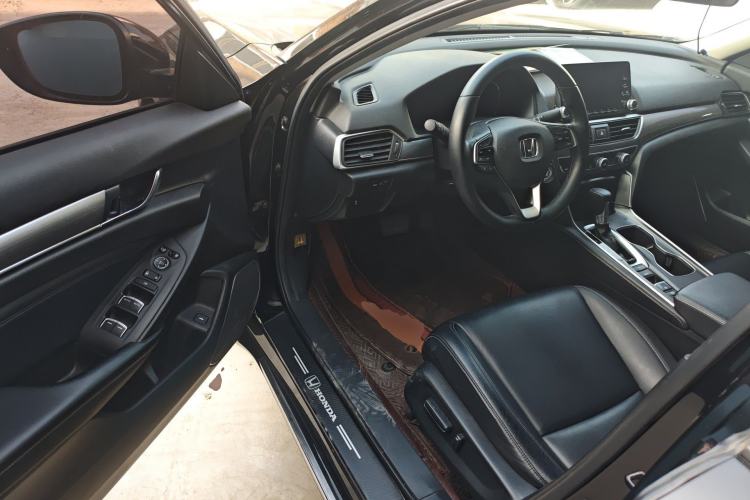 Used Honda Accord 2018 260TURBO Elite Edition China VI Driver Seat