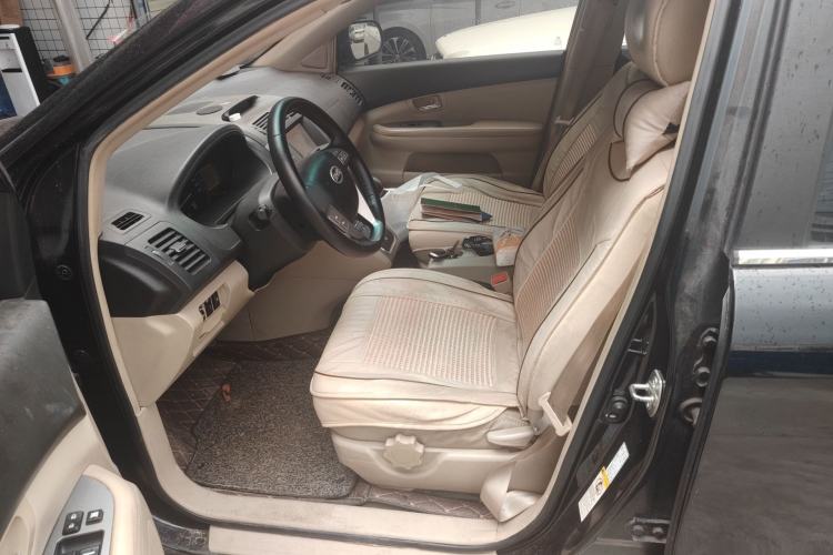 Used BYD S6 2011 2.4L Automatic Luxury Edition