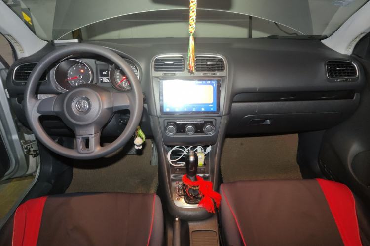 Used Volkswagen Golf 2011 1.6L Automatic Comfort Model
