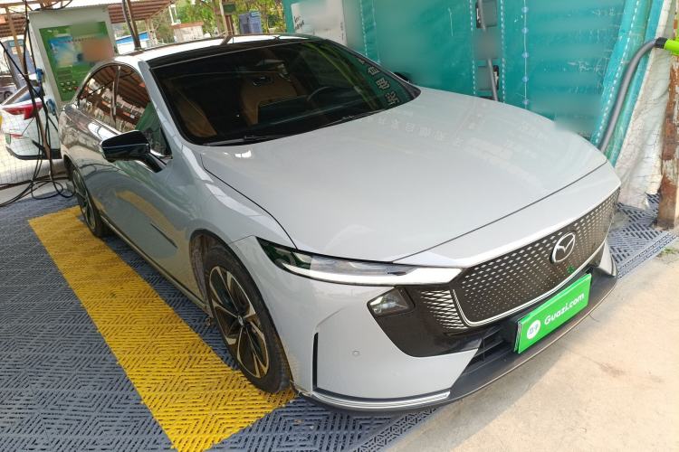 Used Mazda EZ-6 2024 Pure Electric 600 ZhiZun Edition Front Right 45 Deg