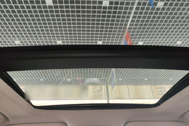 Used Ford Kuga 2013 2.0L GTDi Four-Wheel-Drive Sport Model Headliner