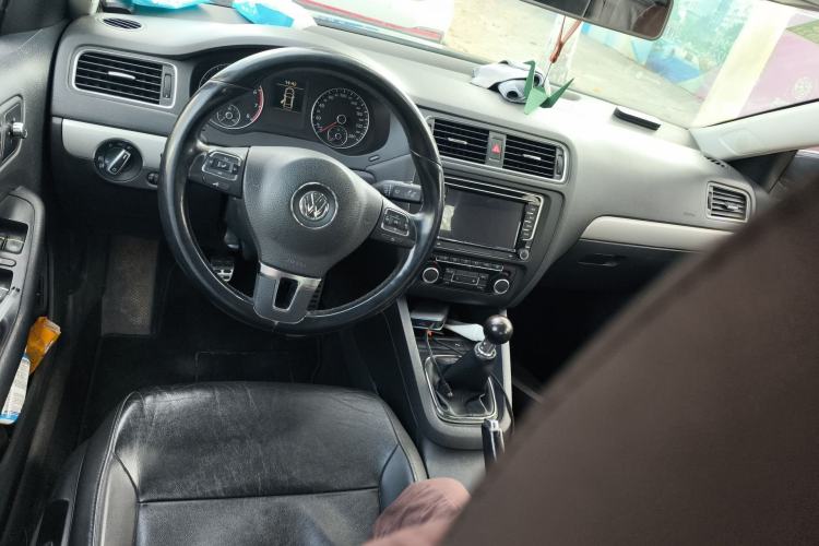 Used Volkswagen Sagitar 2014 Revised Version 1.4TSI Manual Luxury Edition
