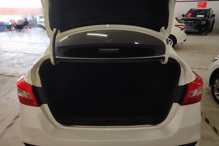 Used Nissan Sylphy 2022 Classic 1.6XE CVT Comfort Edition Trunk