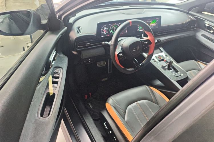 Used GAC Trumpchi EMPOW 2022 270T DCT J16 R-Style Track Edition Driver Seat