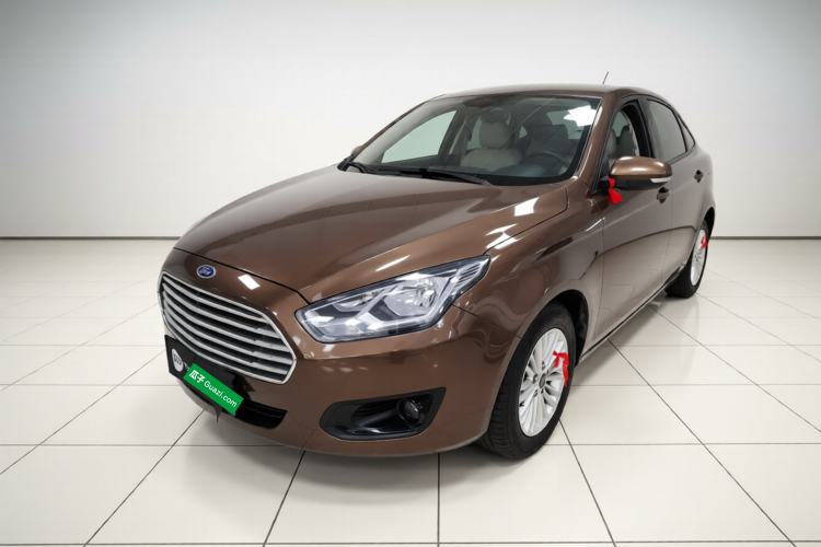 Used Ford Escort 2015 1.5L Automatic Comfort Edition Front Left 45 Deg