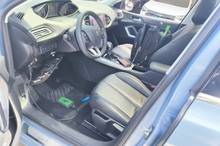 Used Peugeot 308S 2015 1.6T Automatic Jingchi Edition
