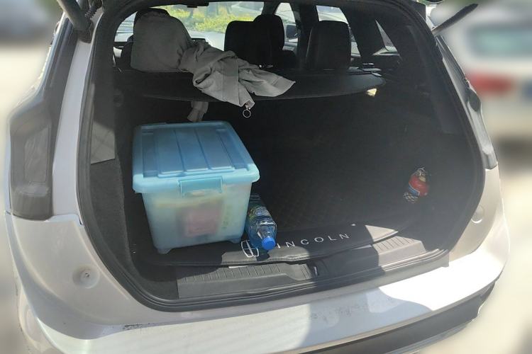 Used Lincoln MKC 2017 2.0T Two-Wheel Drive Deluxe Edition