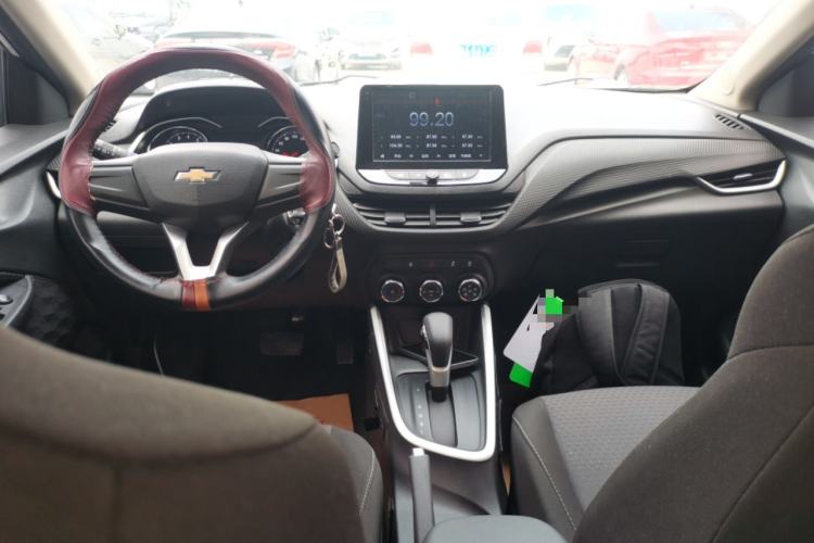 Used Chevrolet Cavalier 2020 325T Automatic Enjoyment Edition Center Console