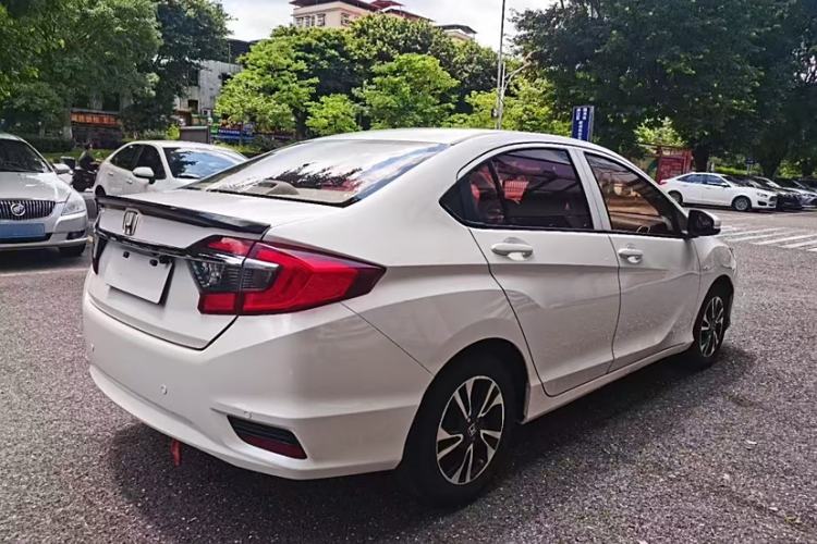 Used Honda Greiz 2016 1.5L CVT Classic Edition