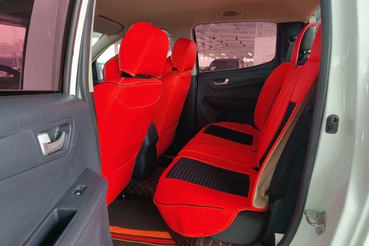 Used Isuzu JLM 2018 2.8T Classic Edition Two-Wheel Drive Luxury Version JE493ZLQ5F