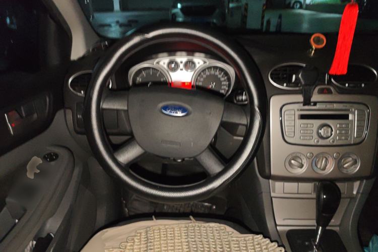 Used Ford Focus 2013 Hatchback Classic 1.8L Automatic Base Model