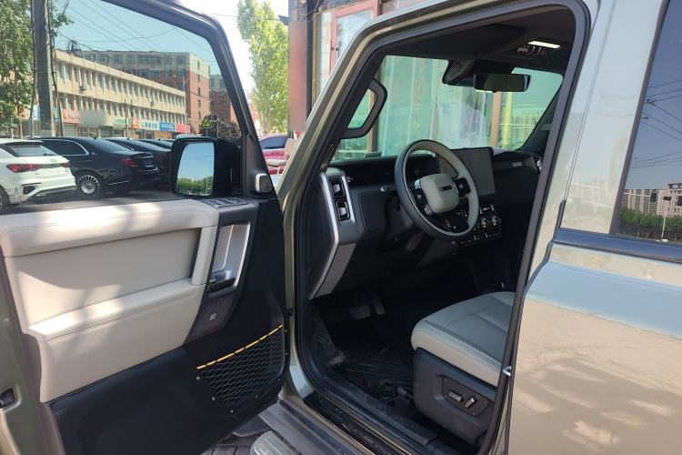 Used iCAR V23 2025 501 Four-Wheel Drive Intelligent Driving Version