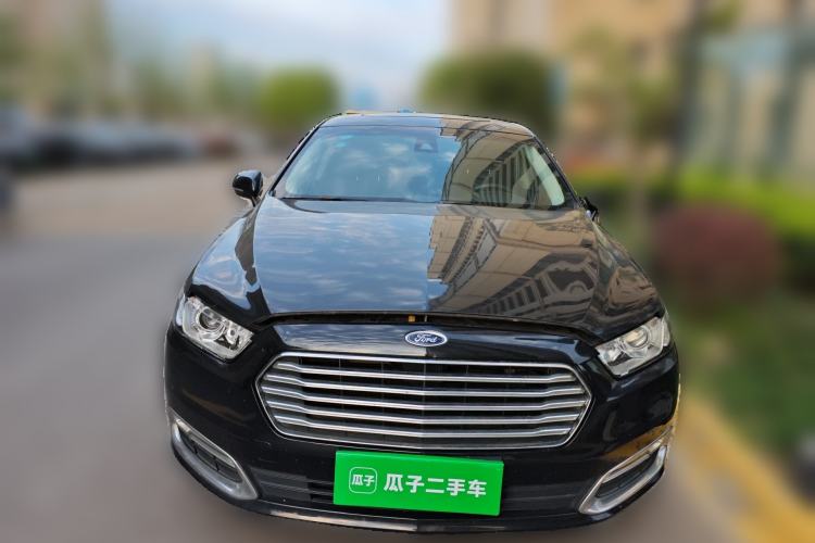 Used Ford Taurus 2015 EcoBoost 245 Fashion Edition Front