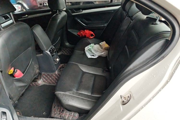 Used Volkswagen Sagitar 2015 1.6L Manual Comfort Model Left Rear Seat