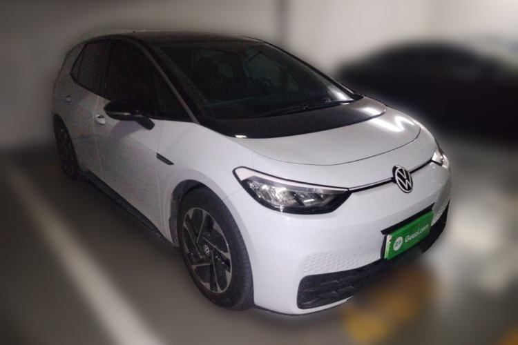 Used Volkswagen ID.3 2023 Upgraded Model Pure Intelligent Enjoyment Version Front Right 45 Deg
