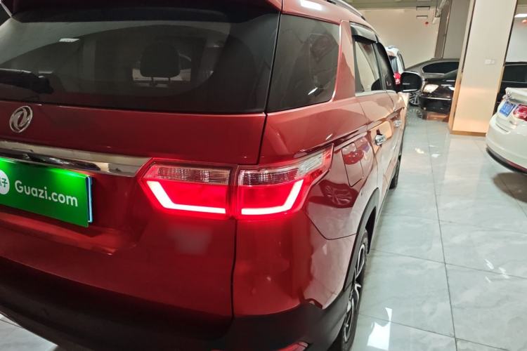 Used Dongfeng Fengon S560 2018 1.8L Manual Comfort 7-Seater
