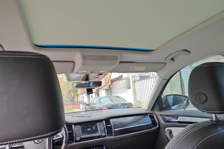 Used Skoda Kodiaq 2017 TSI330 7-Seater Two-Wheel-Drive Luxury Edition Headliner