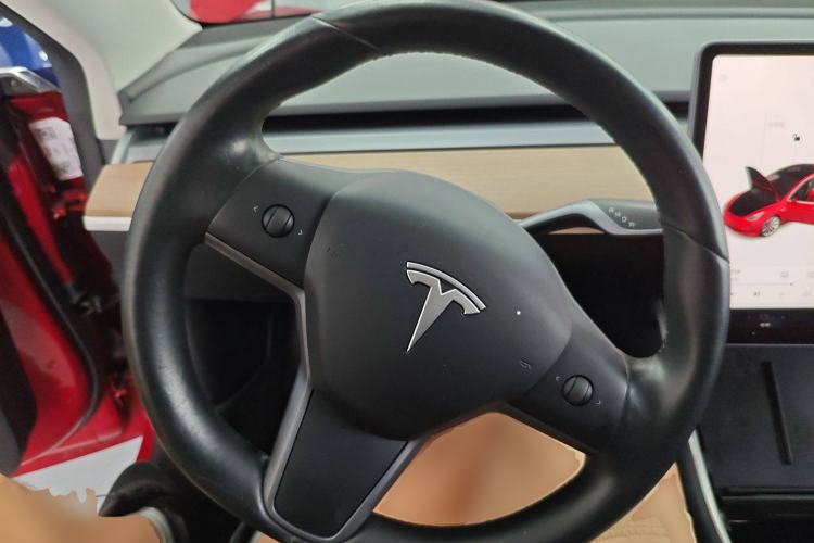 Used Tesla Model 3 2019 Long-Range Rear-Wheel-Drive Version
