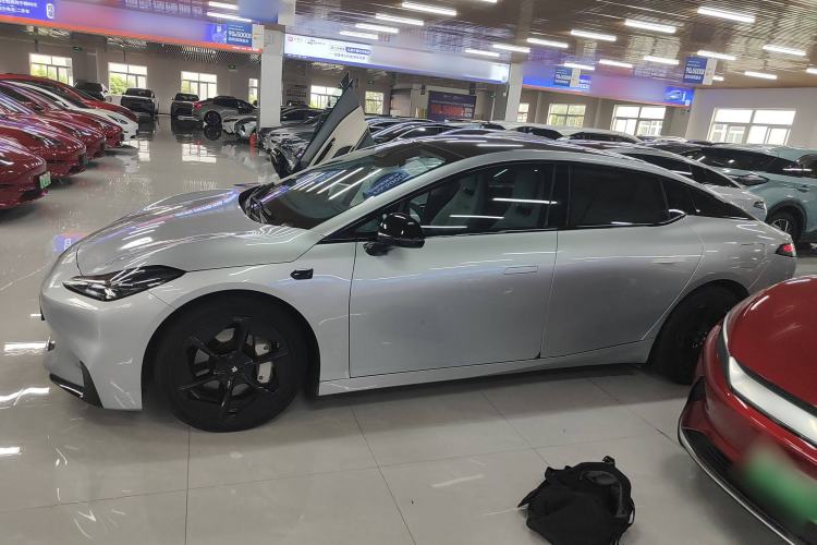 Used Hyptec GT 2023 Rear-Drive Ultra-Charging 7-Wing Edition
