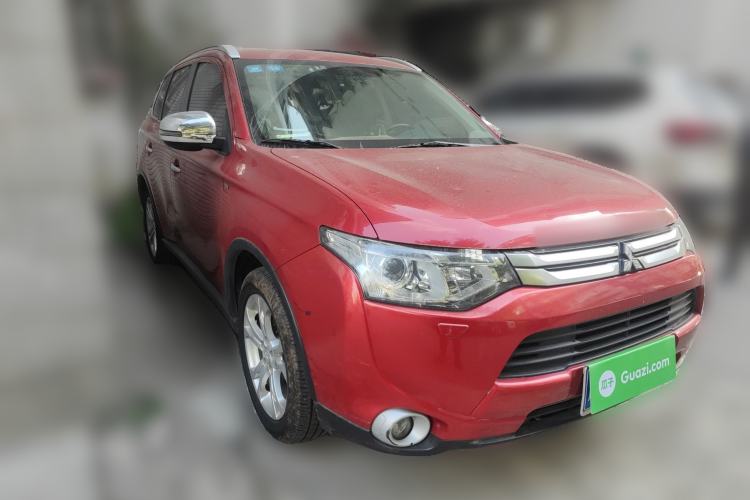 Used Mitsubishi Outlander 2014 2.4L 4x4 Deluxe Value Edition 5 Seats